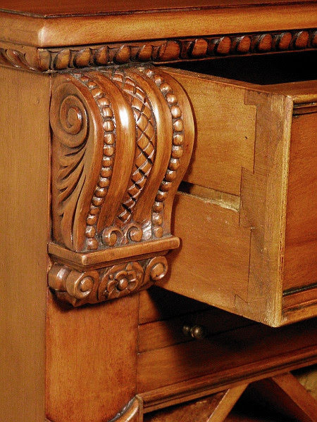 8ft Light Mahogany Traditional Corner Canopy Bar