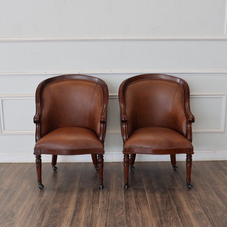 Genuine Leather Office Conference Club Chair on Castors