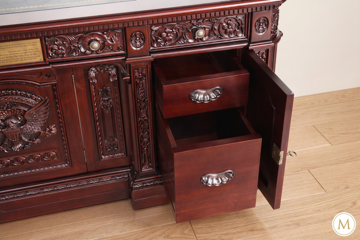 6ft Aged Classic Mahogany Presidential Resolute Desk (Depth: 36")