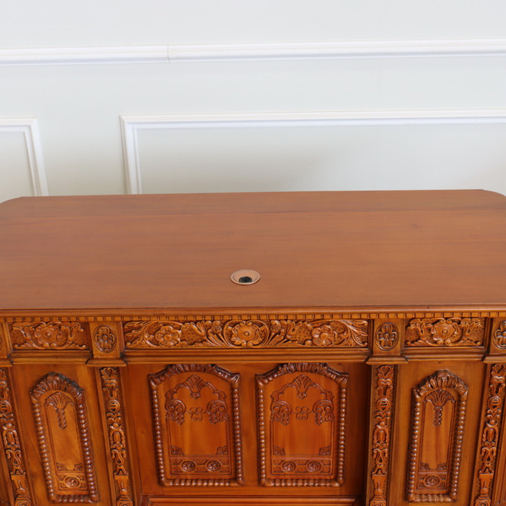 57" Natural Mahogany Presidential Resolute Office Credenza