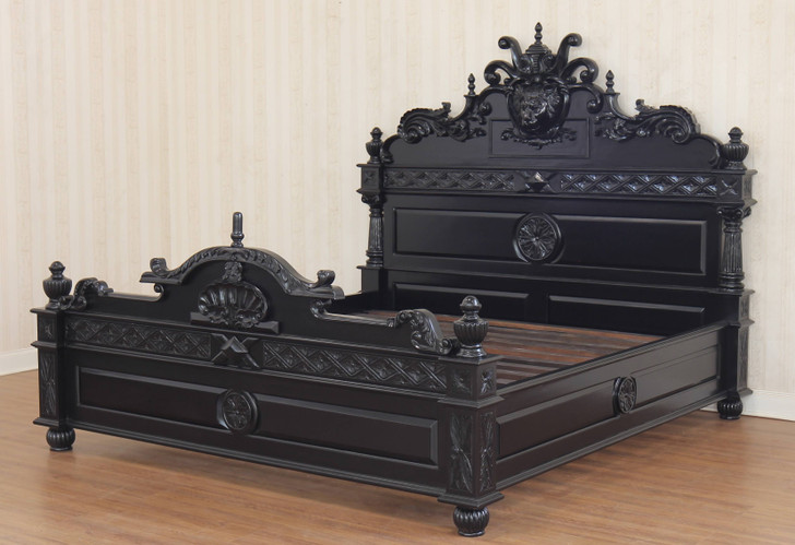 Black Gothic Lion Carved Bed