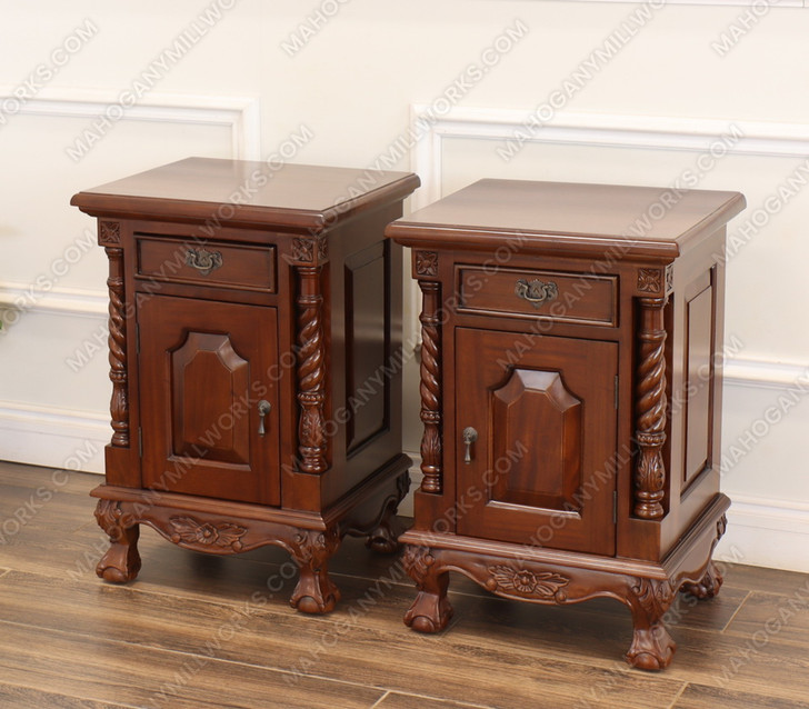 5pc Walnut Queen Anne Barley Twist Bedroom Set