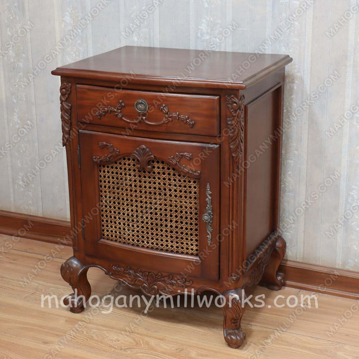 4pc Walnut Antoinette Bedroom Set