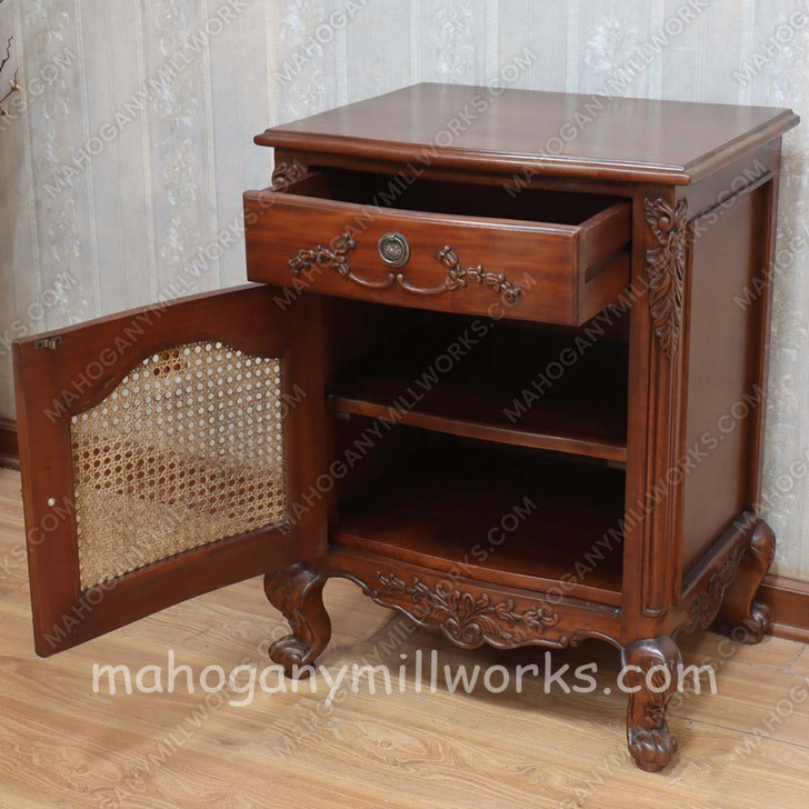 4pc Walnut Antoinette Bedroom Set