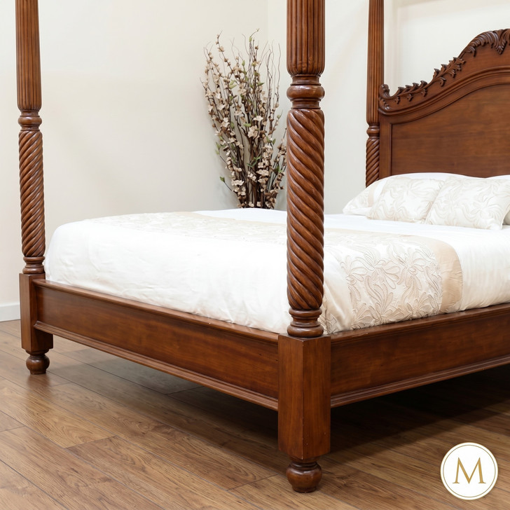 Walnut Georgian Style Four Poster Canopy Bed