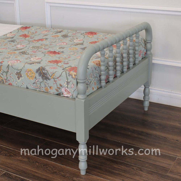 Bobin Panel Bed