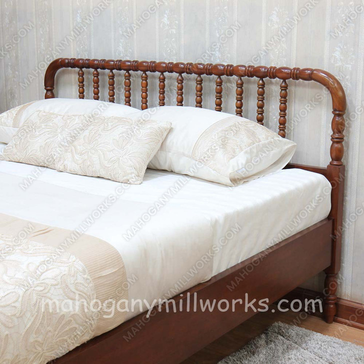 Bobin Panel Bed