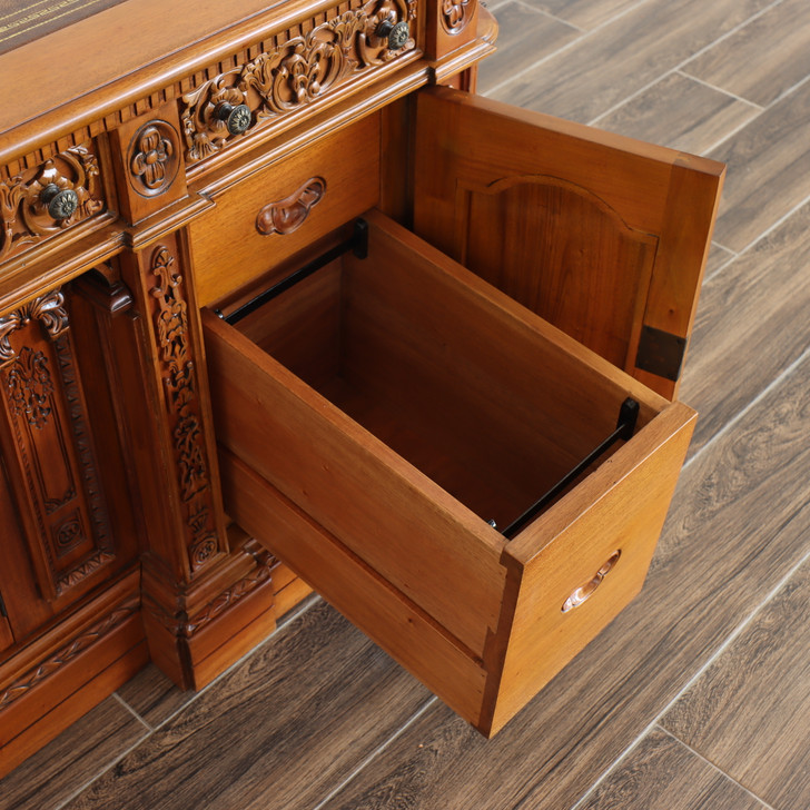 6ft Natural Mahogany Resolute Desk