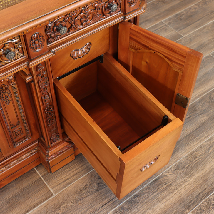 6ft Natural Mahogany Resolute Desk