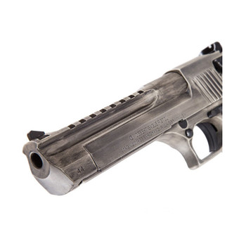 MAGNUM RESEARCH Desert Eagle Mark XIX .44 Magnum 6in 8rd Cerakote White Matte Distressed Pistol (DE44WMD)