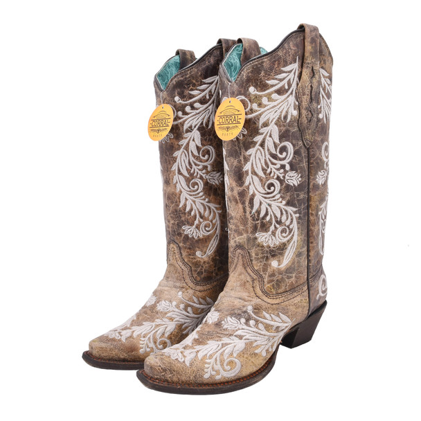 Open-box: CORRAL LD BROWN/WHITE EMBROIDERY- GLOW COLLECTION, Size: 7, Width: M (A3753-LD-M-7) - Great condition, limited use