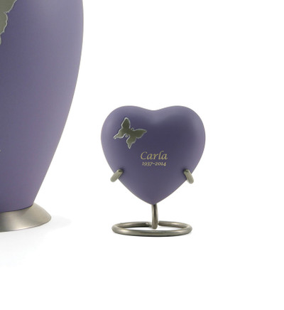 MEMORIAL GALLERY 8341 BRASS HEART PET URN KEEPSAKE - GTIN/EAN/UPC  717254000044 - Cadastro de Produto com Tributação e NCM - Cosmos