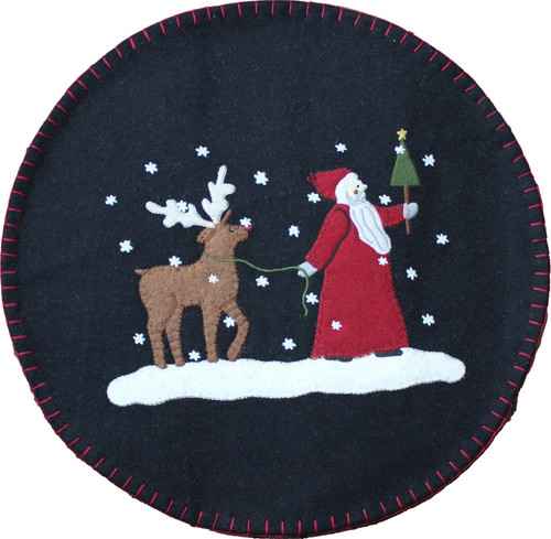 C Christmas Friends Candle Mat