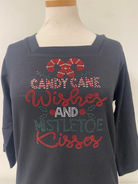 Mistletoe Kisses 3/4 Sleeve Square Top