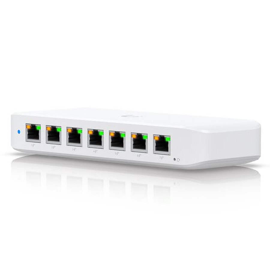 pp-「p」 Switch Gigabit PoE++ de 8 Puertos – Rendimiento y Conectividad
