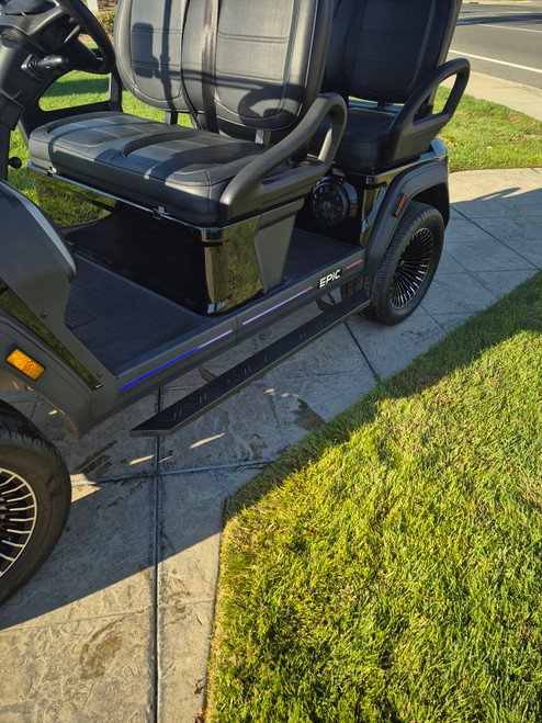 UNIVERSAL 4 SEAT STEP KIT