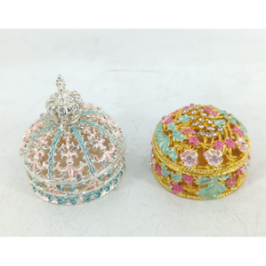 Round Crown and Flower Jewelry Box Round Crown and Flower Jewelry Box
