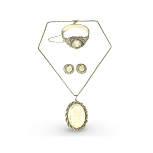 Silver Tone Oval Intaglio Glass Cameo 3x Jewelry Set | 1960’s | Vintage Silver Tone Oval Intaglio Glass Cameo 3x Jewelry Set | 1960’s | Vintage