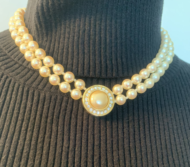 Vintage Multistrand S A L Pearl Necklace with Swarovski Crystal Round Embellishment. Vintage pearl choker.