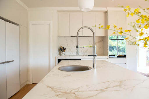 kitchen-sink-marble-counter