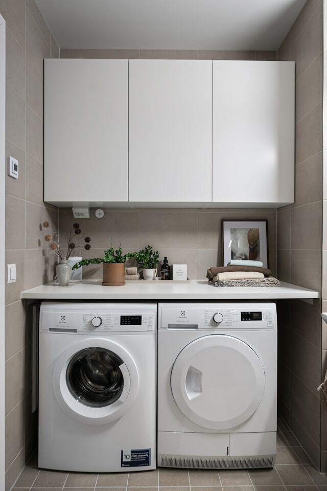 washer and dryer