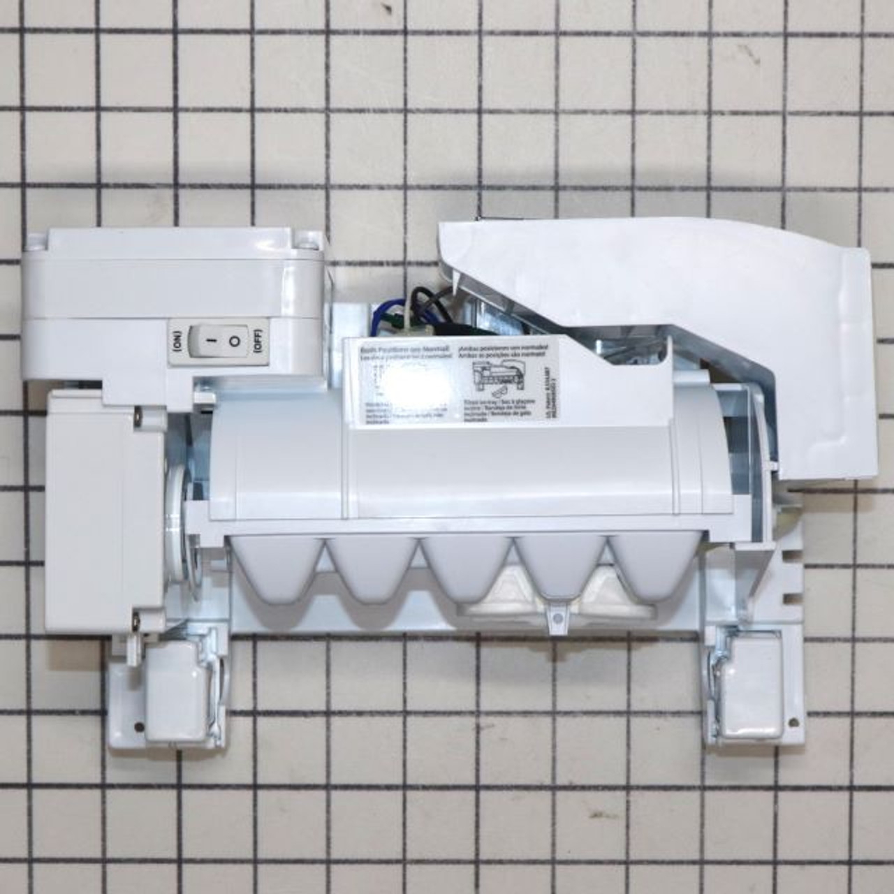 LG Refrigerator Ice Maker Assembly AEQ72910409