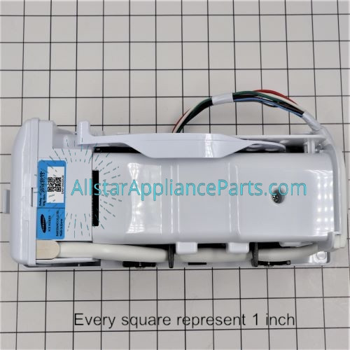 GE Refrigerator Ice Maker Assembly WR30X10097