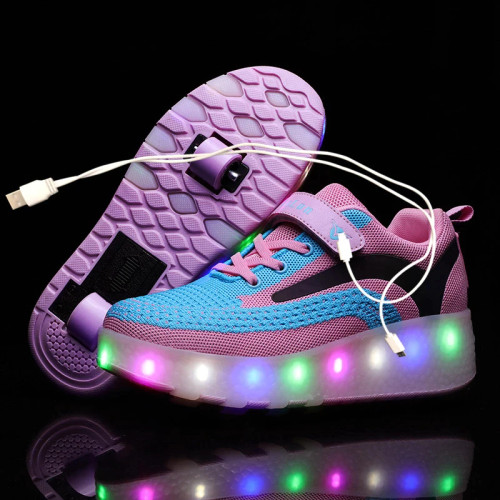 Unisex Roller Skate LED Illuminate Flashing Lights Sneakers.