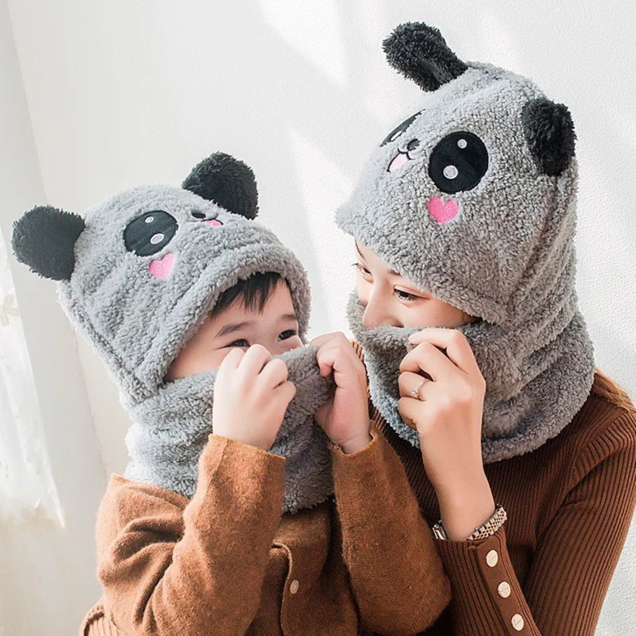 Adorable Panda Winter Hats and Scarf for Toddlers
