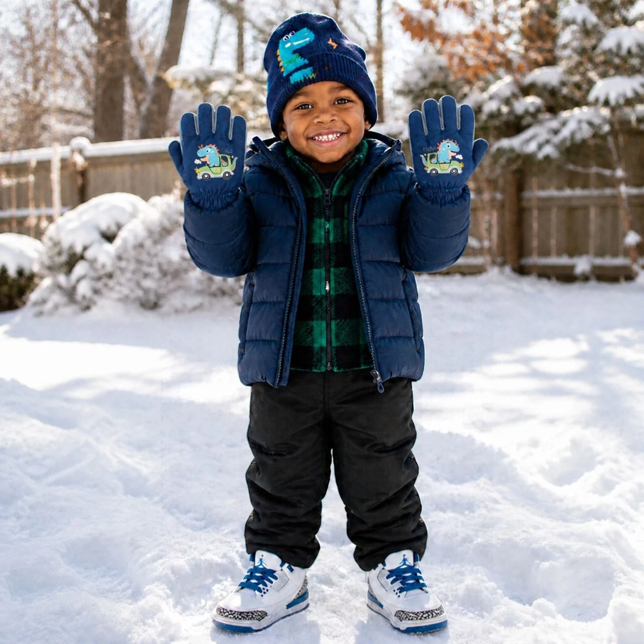 Boys Winter Gloves with Cute Dino Car Graphic &ndash; Durable, Warm & Water-Resistant Play Gloves (Ages 5&ndash;8)