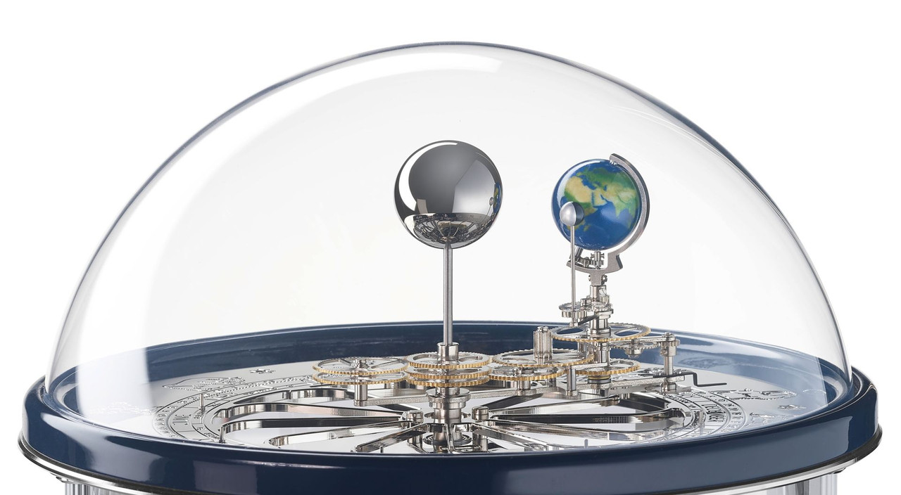 22823-V30352 | Hermle Tellurium 11 Table Clock | Glenbryde