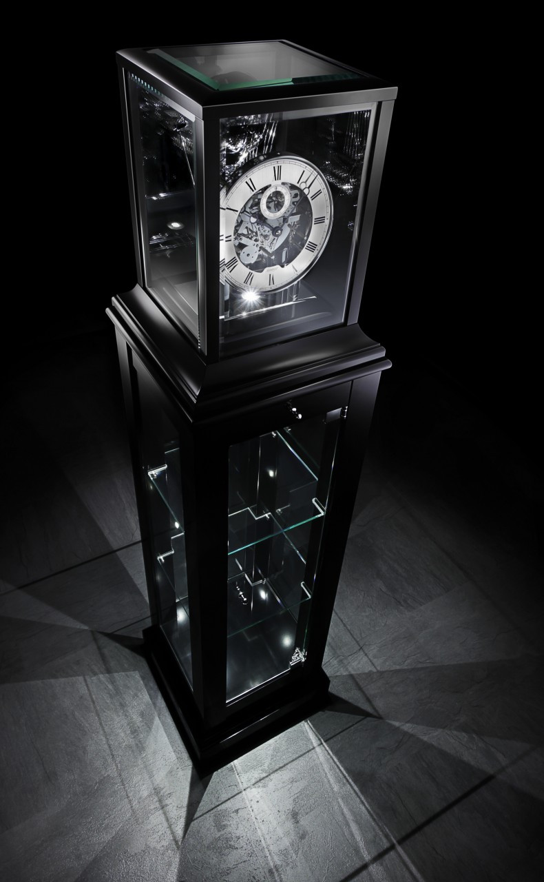 1712-96-02 | Kieninger Showcase Clock | Glenbryde