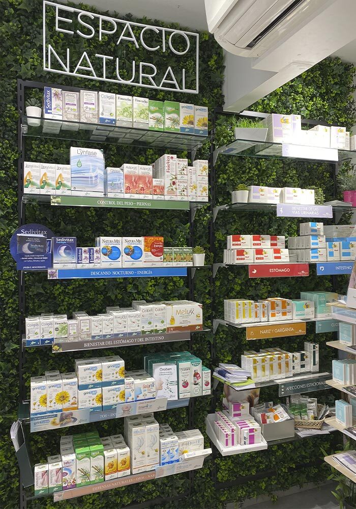 Espacio natural de la Farmacia Juan de Austria en Chamberí (Madrid)