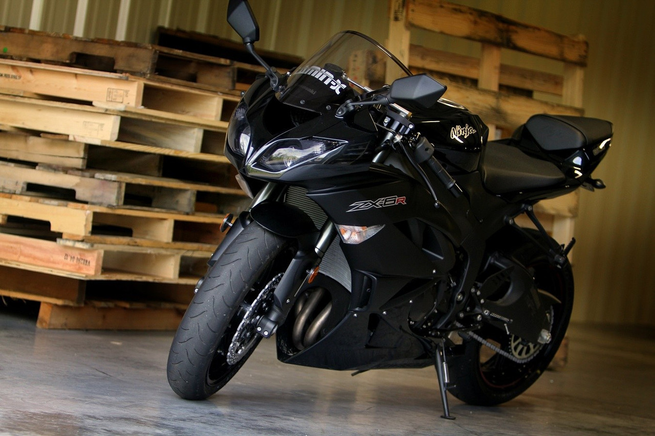 Kawasaki Z1000 (10-13) Headlight Covers