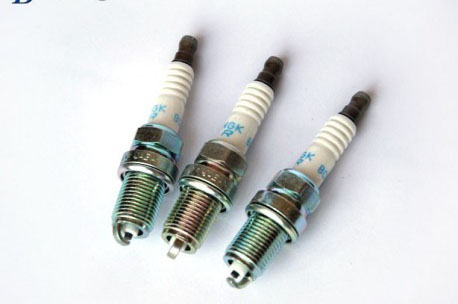 Mitsubishi Minicab NGK Spark Plug Set