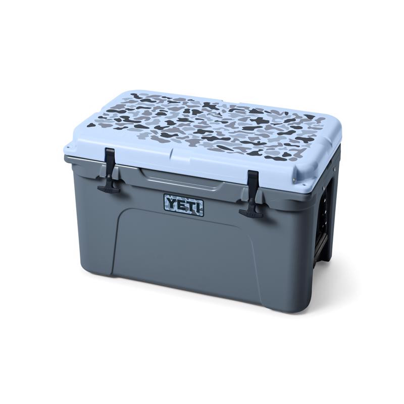 YETI Tundra 45 Blue Camo 34 qt Hard Cooler - The Shoppes at
