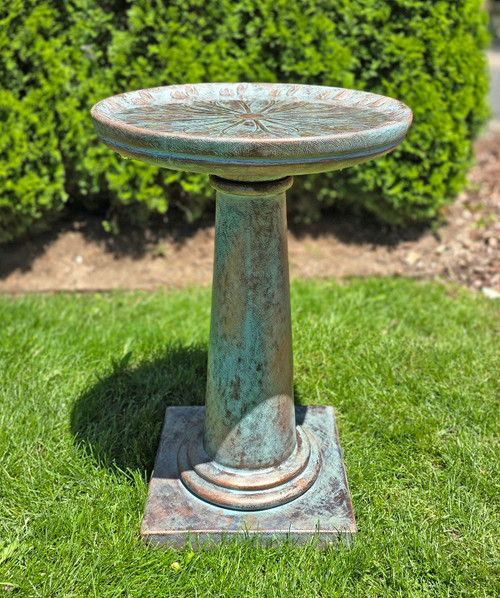BIRDBATH TULIP BOUQUET
