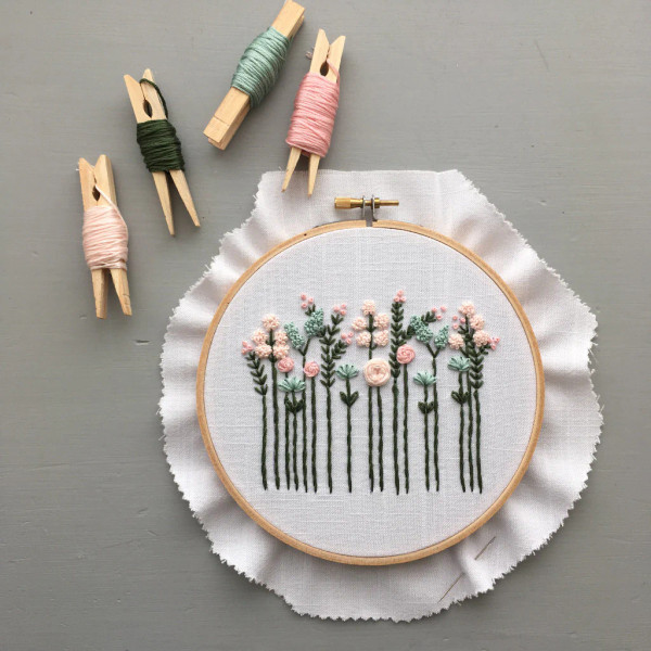 EMROIDERY KIT PASTELS