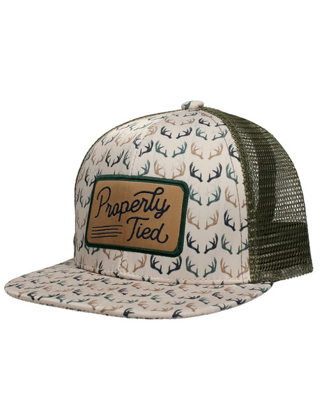 TRUCKER HAT ANTLERS