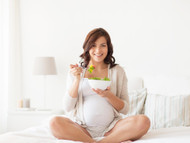 The Complete Guide to What You Can and Can’t Eat While Pregnant