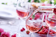Top 5 Non-Alcoholic Rosé Wines For Mothers of 2025