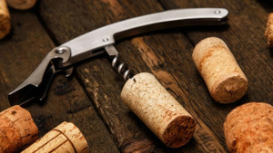WFM Essentials Wine Accessories