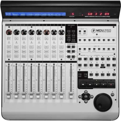 Mackie MCU Pro