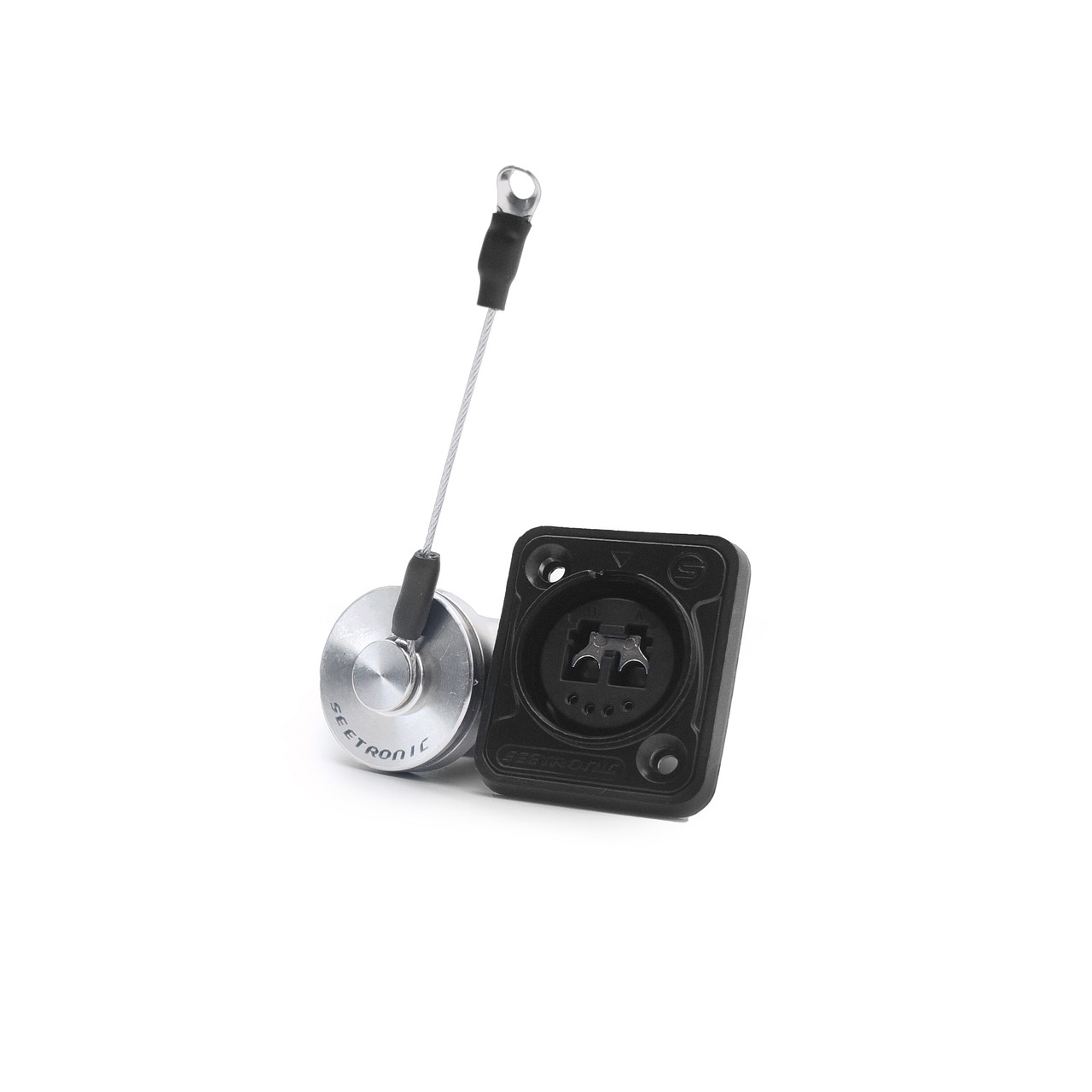 Seetronic Dual-Channel Fiber Socket with Automatic Sealing Shutter (IP65 Rated) thumbnail 1