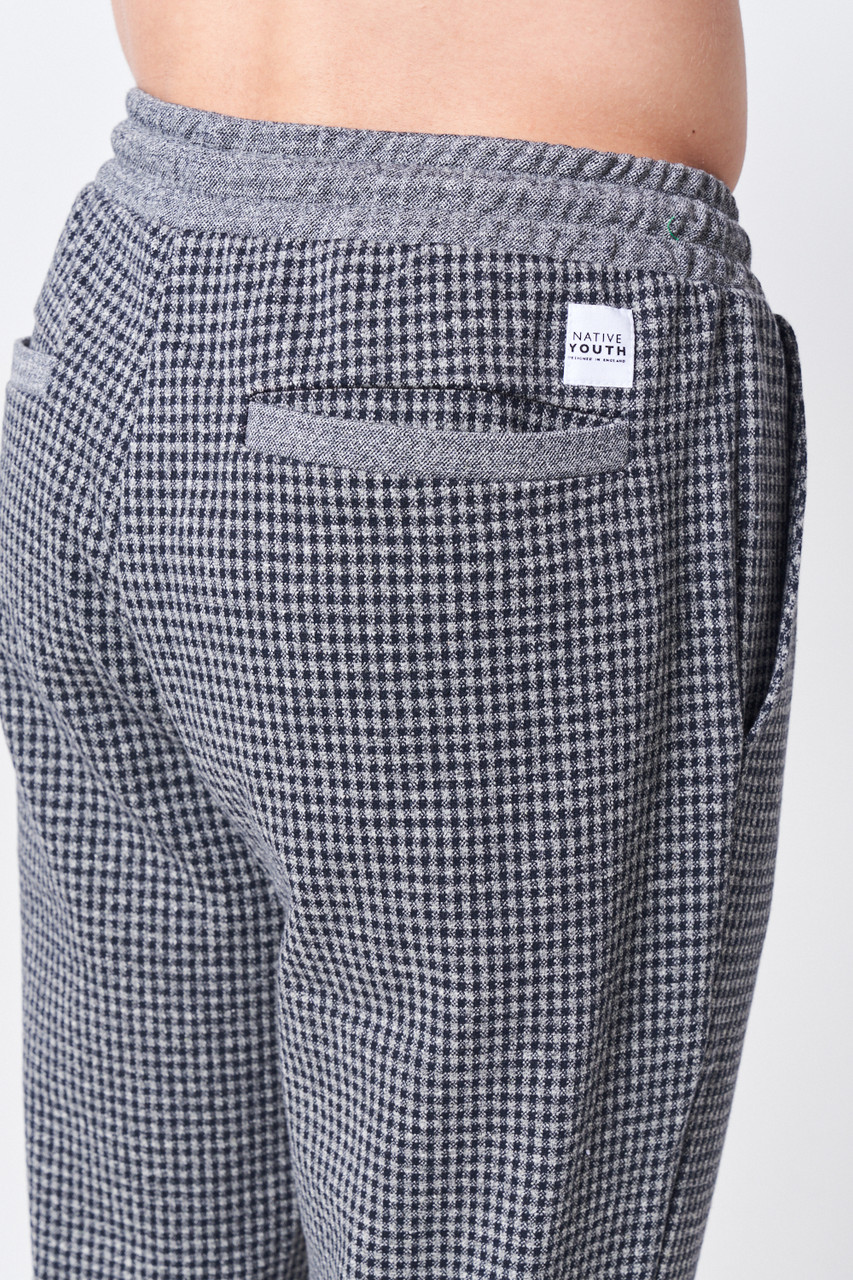 Jersey Jacquard Trouser In Gingham