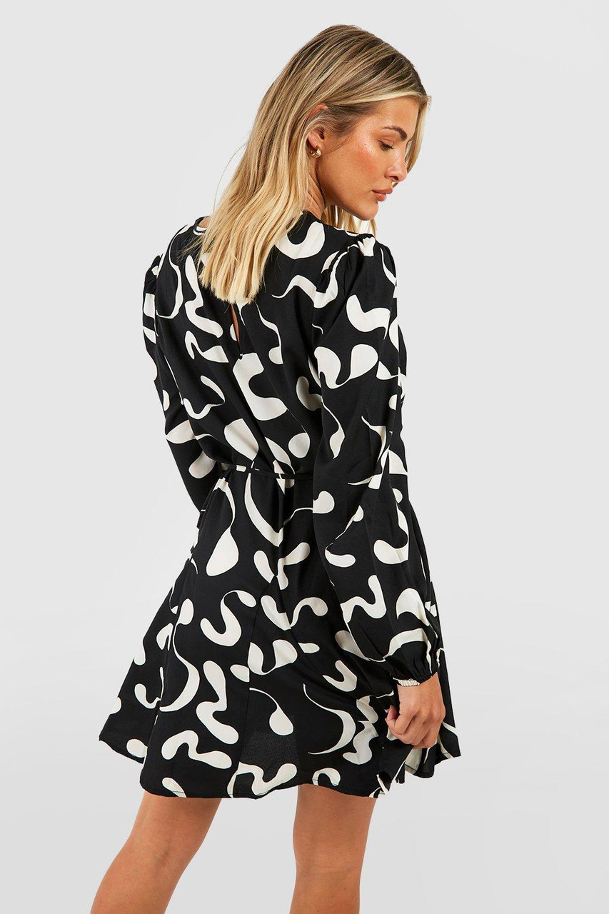 Monochrome Abstract Godet Detailed Skater Dress