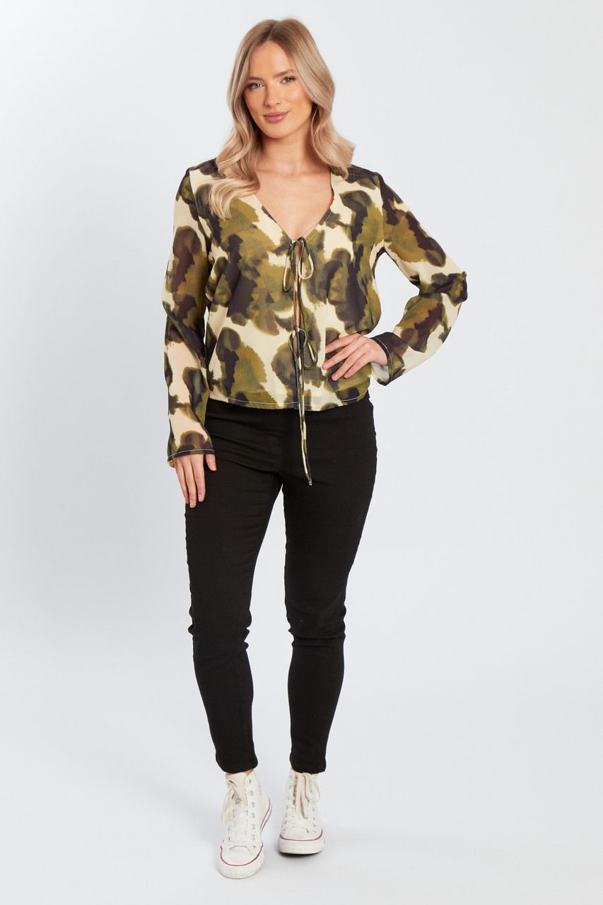 Tie Front Long Sleeves Blouse 