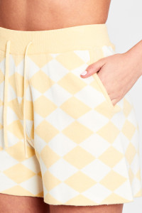 Loose Fit Short In Diamond Jacquard Knit