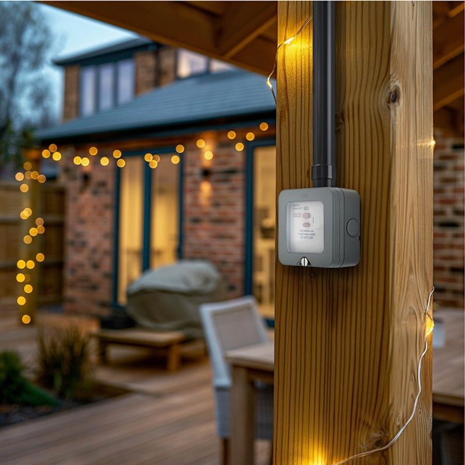 BG WP55RCD Outdoor RCD Fused Connection Unit 13A with Neon Weatherproof IP66