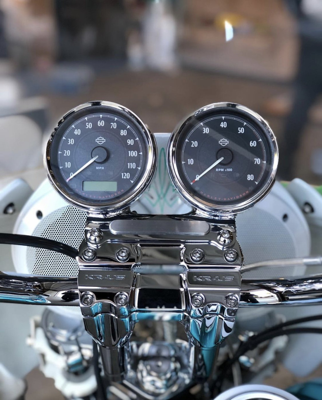 Kraus Isolated & Kickback Risers (Bagger, 18+ Softail)